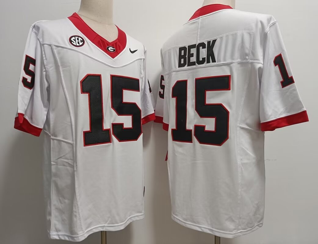 2024 NCAA Men Bulldog #15 Carson Beck white nike jerseys